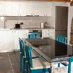 Casa De Pombares Feriehus *