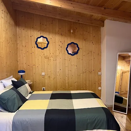 Дом отдыха Casa De Pombares *