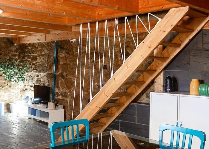 Casa De Pombares Ferienhaus *