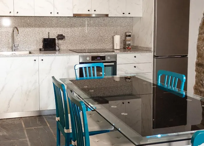 Casa De Pombares 펜션 *